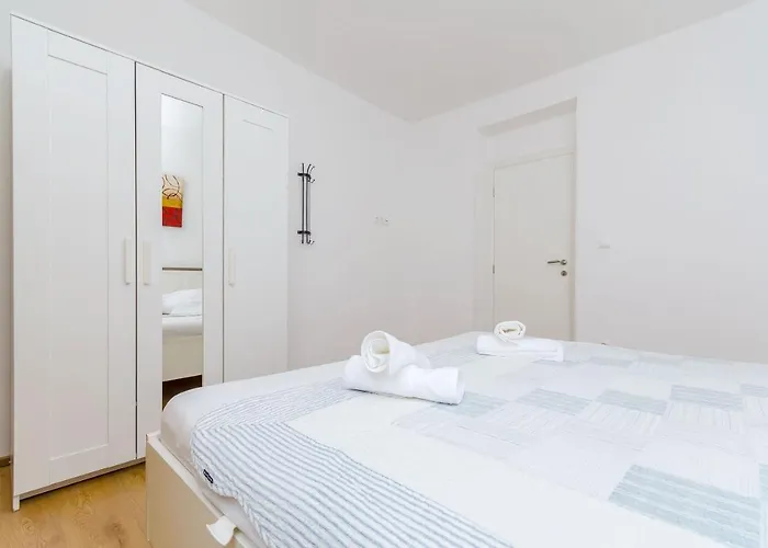 Rizza * Трогир