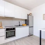 Apartment Rizza *