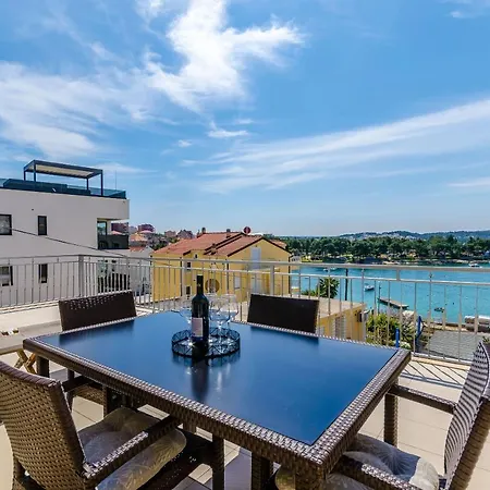 Rizza * Трогир